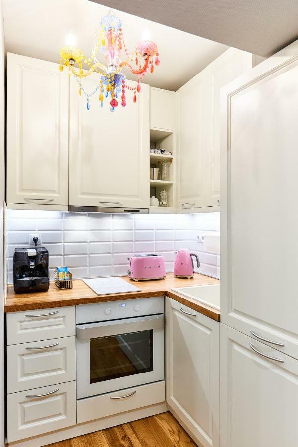 Stylish And High-End Designer Apartments In City Center Софія Екстер'єр фото