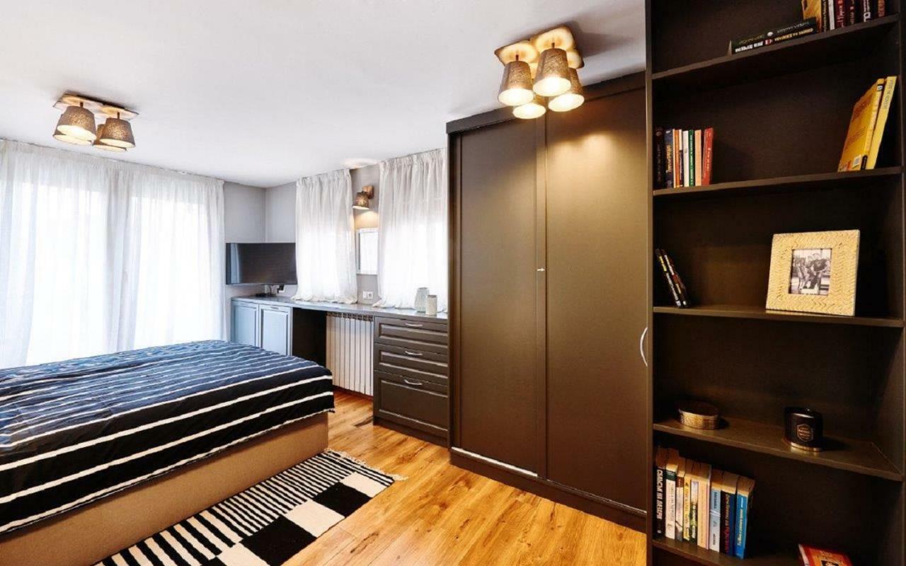 Stylish And High-End Designer Apartments In City Center Софія Екстер'єр фото